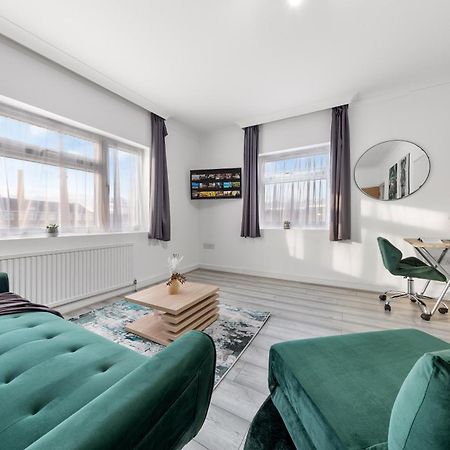 Green Hype - 10 Mins To Stadium - Sleeps 8 Λονδίνο Εξωτερικό φωτογραφία
